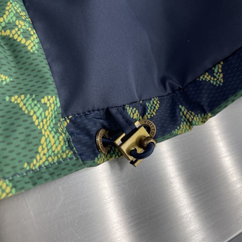 l0vis Vvtt0n outwear